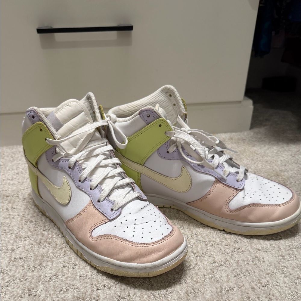 Nike Women's Pastel High-Top Sneakers - Picture 2 of 4